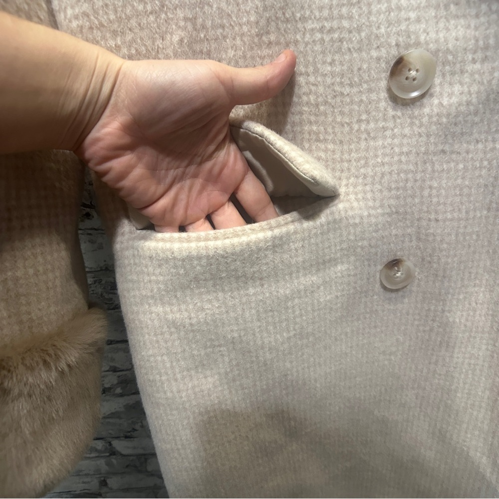EUC Reformation Double-Breasted Women's Coat Size XL - Picture 6 of 15